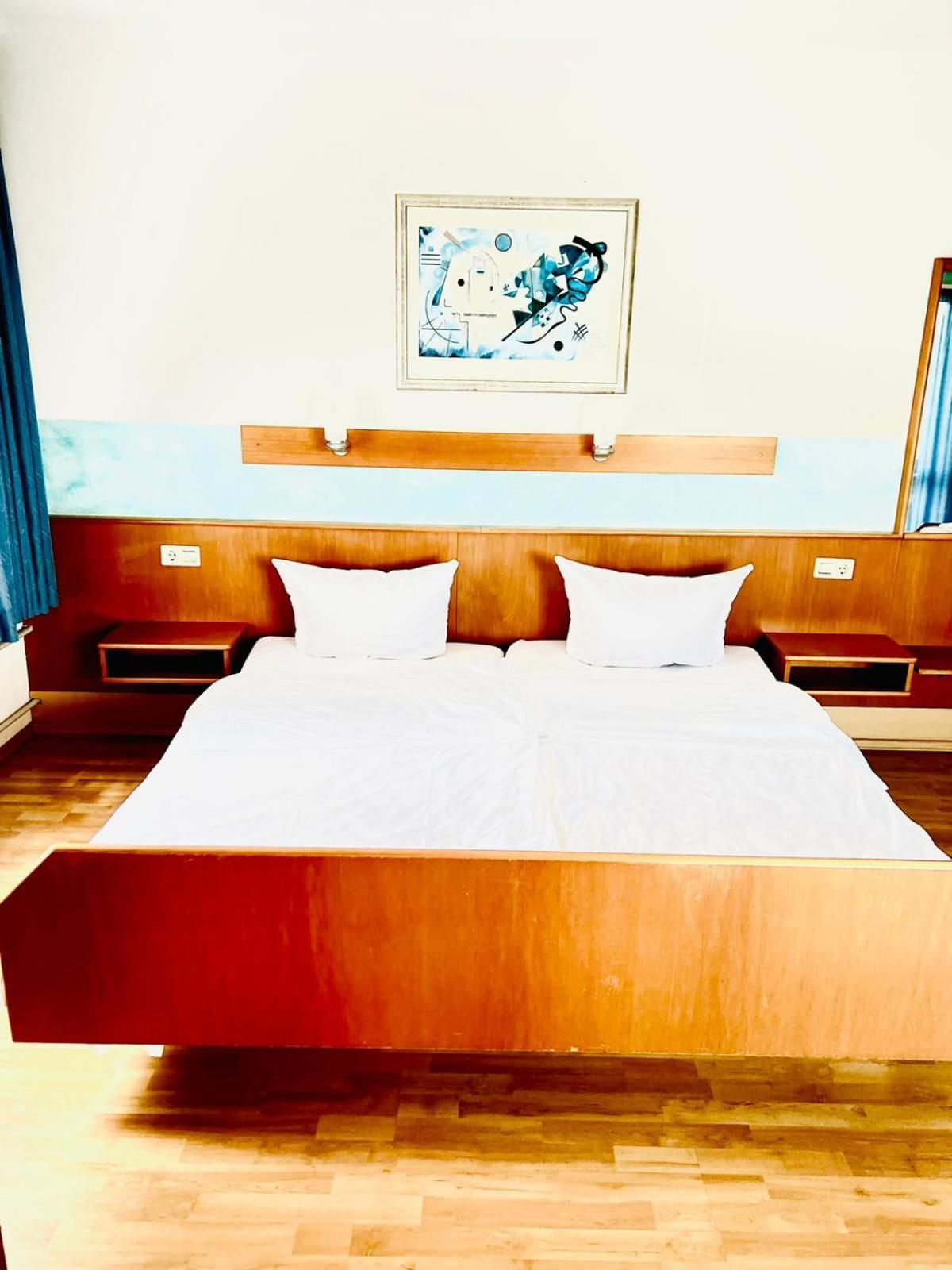 קרלסרוהה Mc Hotel מראה חיצוני תמונה